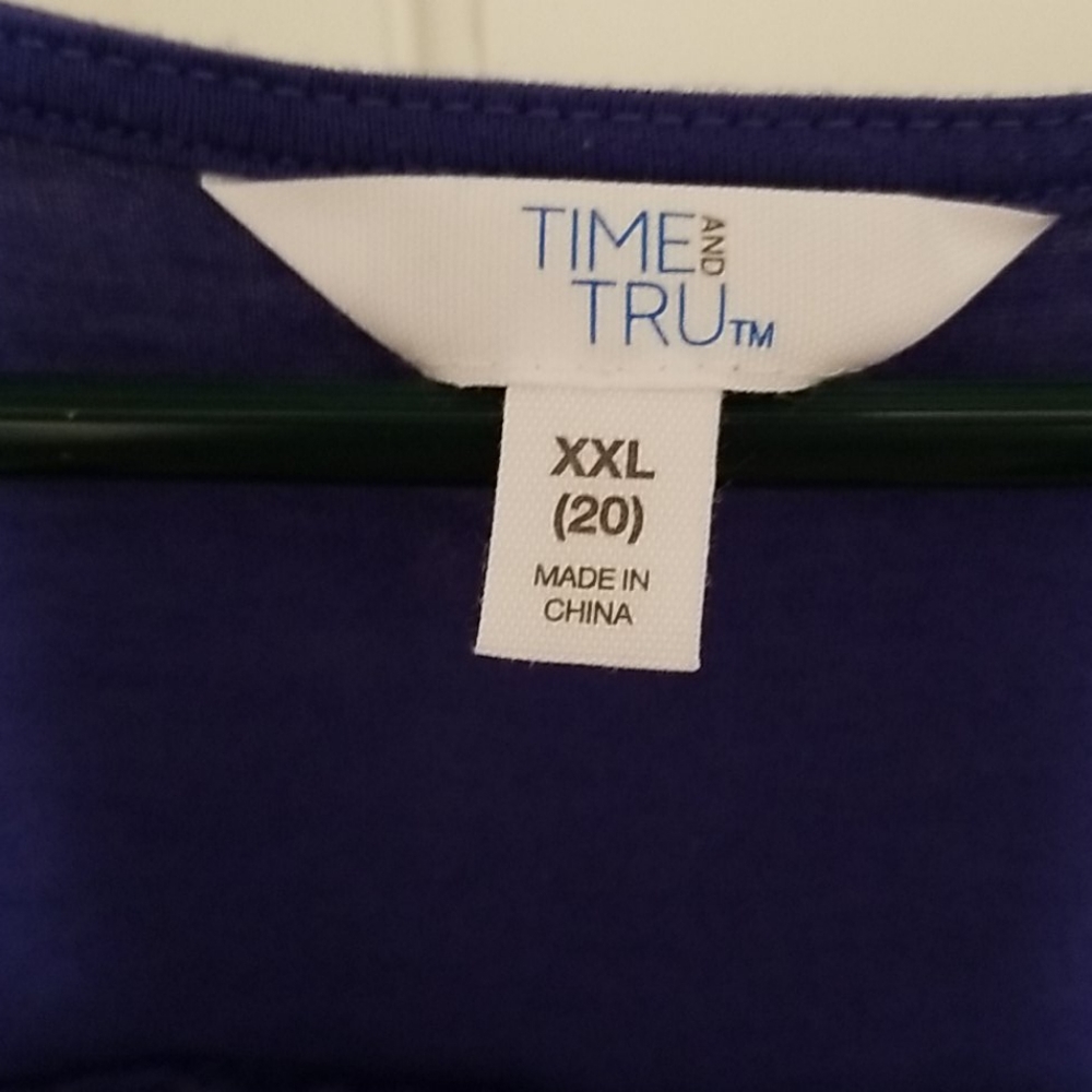 Shirt - Picture 4 of 4